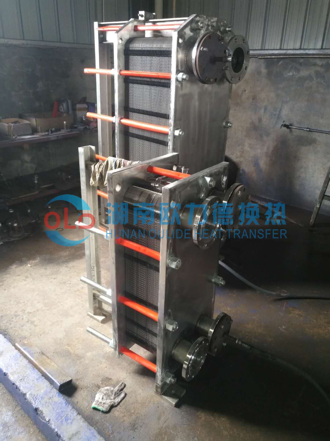 板式換熱器,板式換熱器機組,鈦材板式換熱器,板式冷凝器,全焊接板式換熱器,釬焊板式換熱器,衛(wèi)生級板式換熱器,寬流道板式換熱器,容積式換熱器,盤管換熱,換熱設(shè)備,板式冷卻器,換熱器廠家,換熱設(shè)備